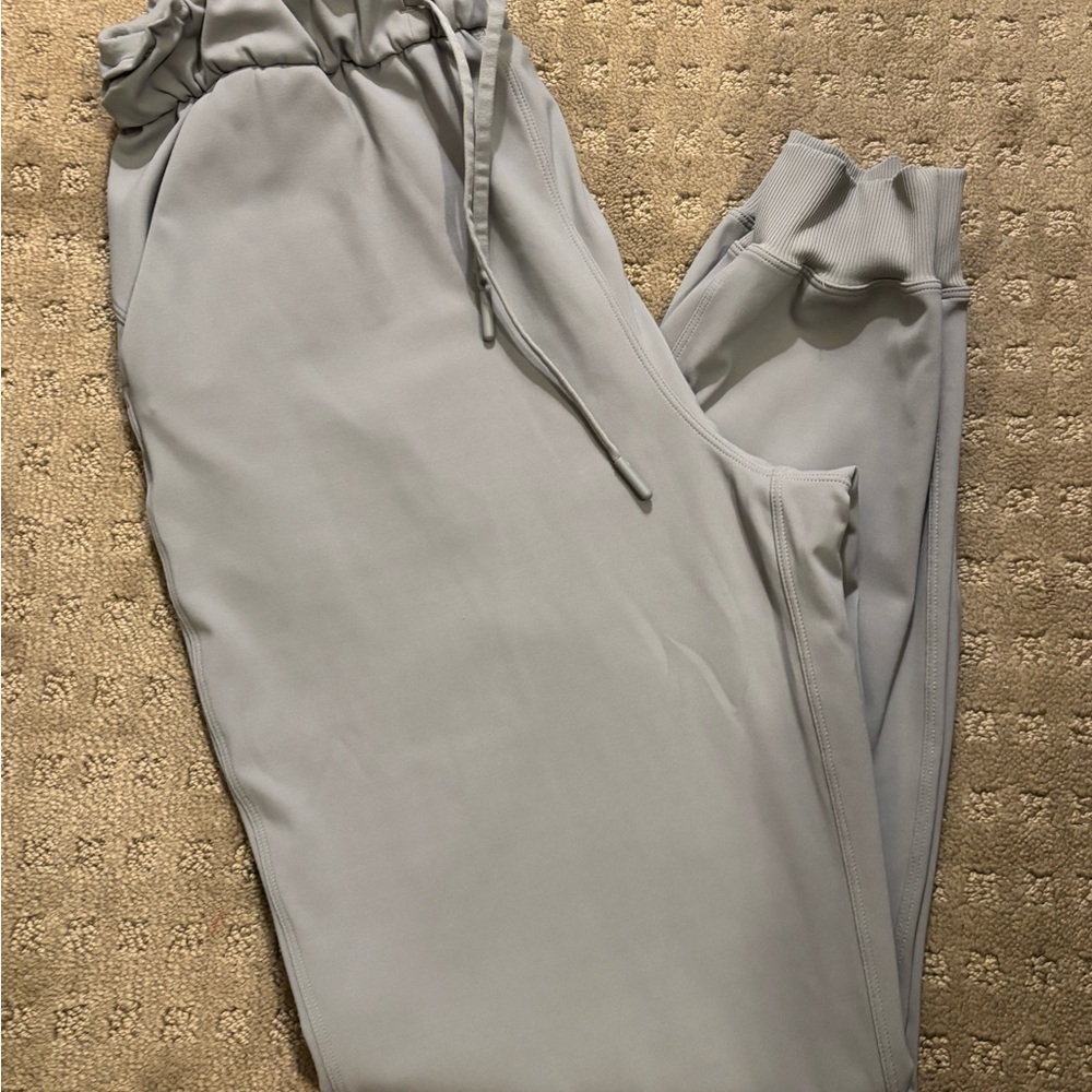 Women's Drawstring Jogger Pants in Light Gray Size 6 New